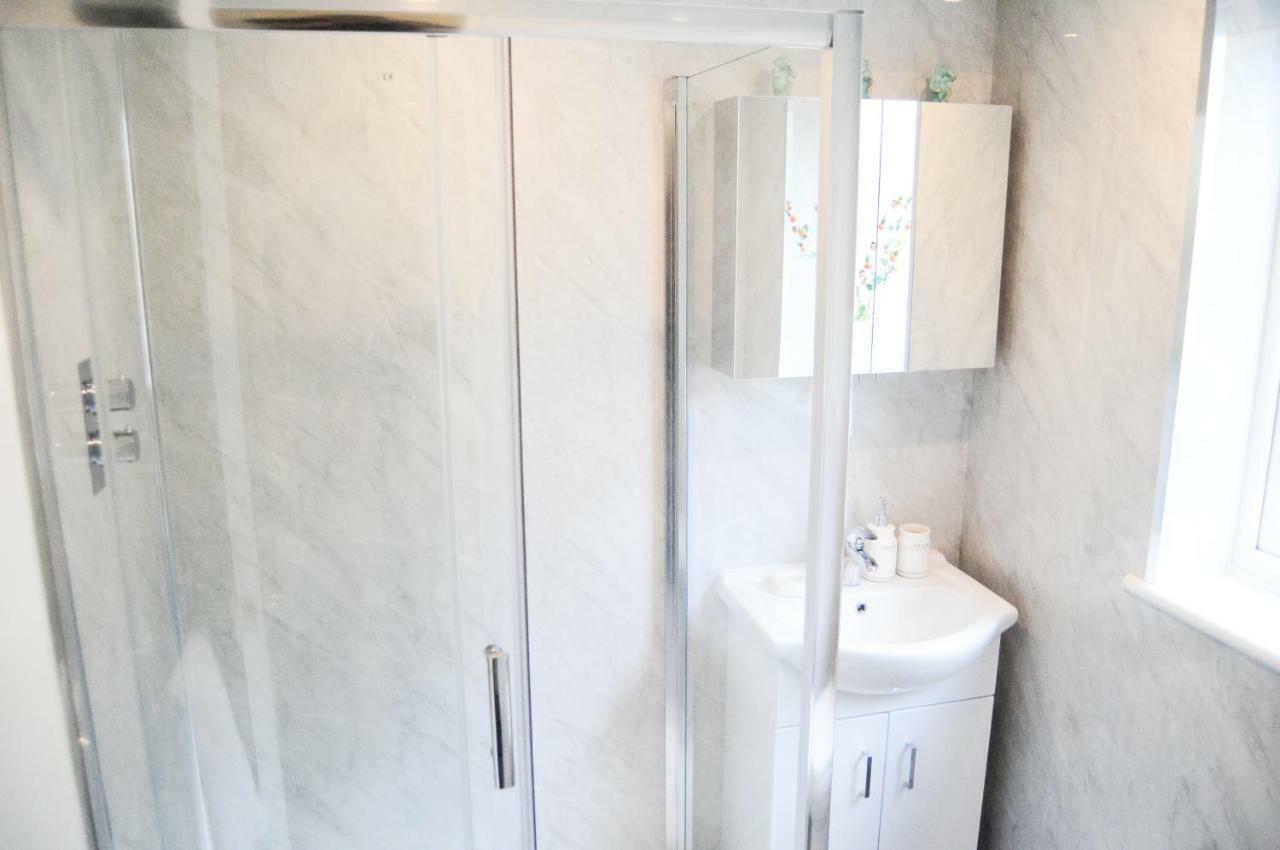 글라스고 Bright City Centre House - Private Garden & Parking! 빌라 외부 사진